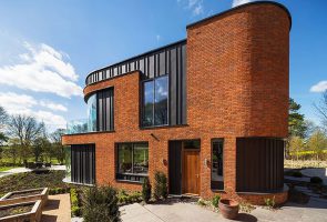 5 Reasons to choose bricks in our living environment