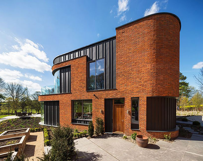5 Reasons to choose bricks in our living environment