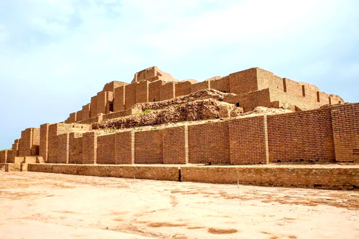 Chogha Zanbil Ziggurat, a masterpiece of Iranian brick architectur