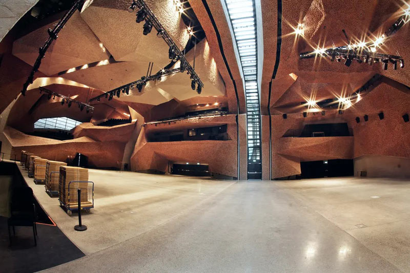 Jordanki Hall